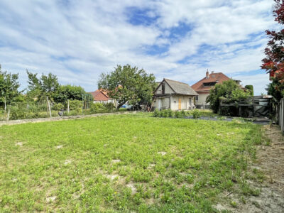 Rovinka Konfido 4 izbovy rodinny dom s peknym pozemkom na predaj letny pohlad zo zahrady