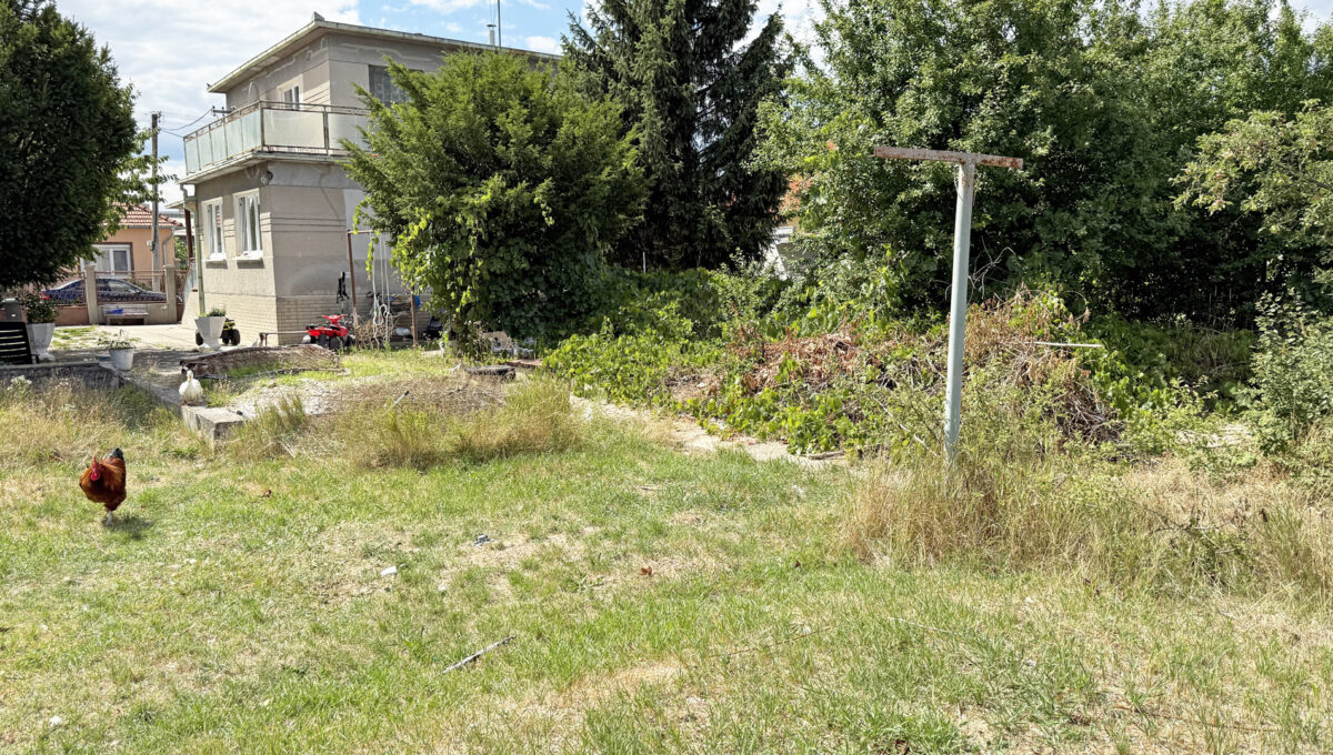 Senec Konfido ponuka na predaj rodinny dom velky pozemok pohlad zo zahrady