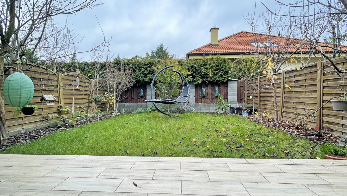 Malinovo Slnecna Konfido ponuka 4 izbovy rodinny dom pohlad na zahradu z terasy domu