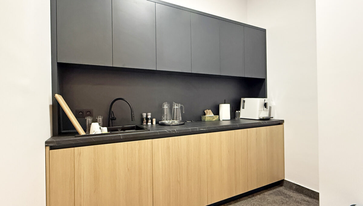 Bratislava Stare Mesto Panska ulica Konfido ponuka na predaj obchodny priestor centrum mesta pohlad na kuchynsky kut