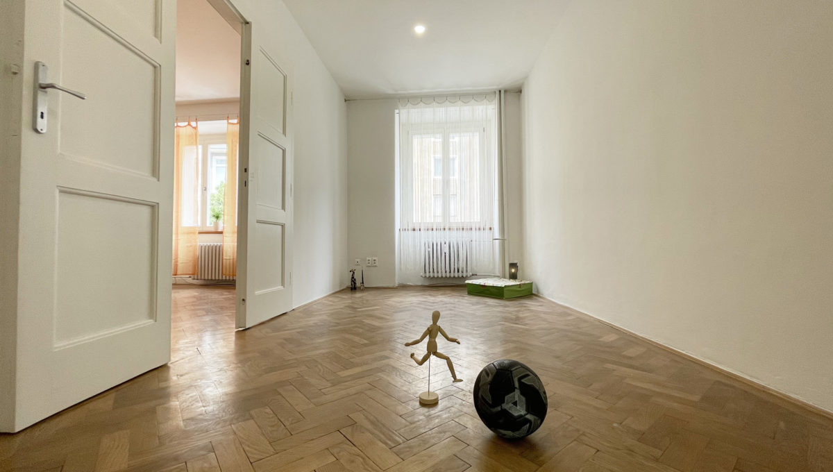 Konfido ponuka na prenajom Povraznicka ulica Bratislava 4 izbovy byt pohlad od dveri na detsku izbu