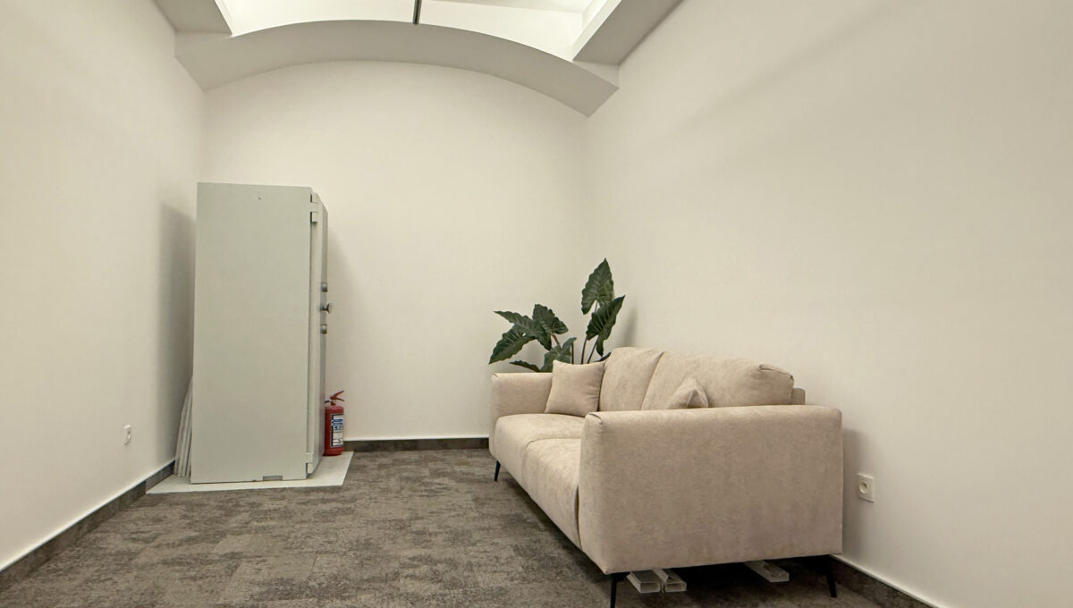 Bratislava Stare Mesto Panska ulica Konfido ponuka na predaj obchodny priestor centrum mesta pohlad na trezorovu miesnost