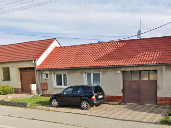 Dubova Konfido ponuka na predaj rodinny dom pohlad na dom z ulice